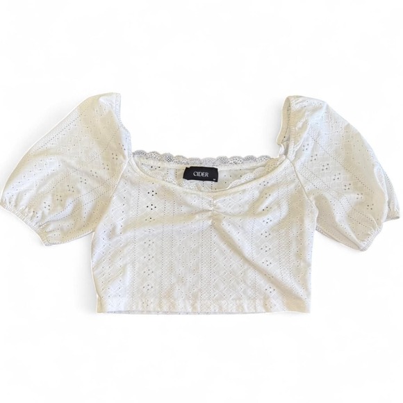 Cider Tops - Cider White Eyelet Crop Top with Puff Sleeves - Size M